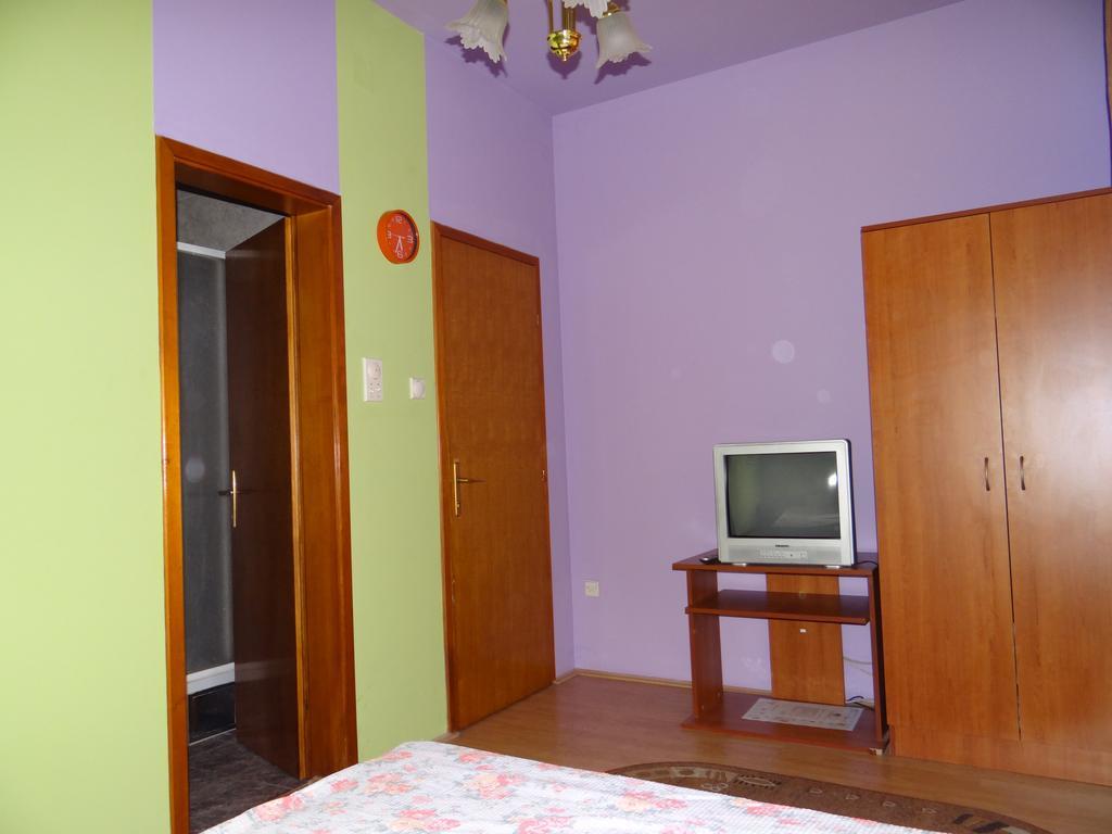 Nasa Tvrdava Guest Accommodation Nowy Sad Zewnętrze zdjęcie