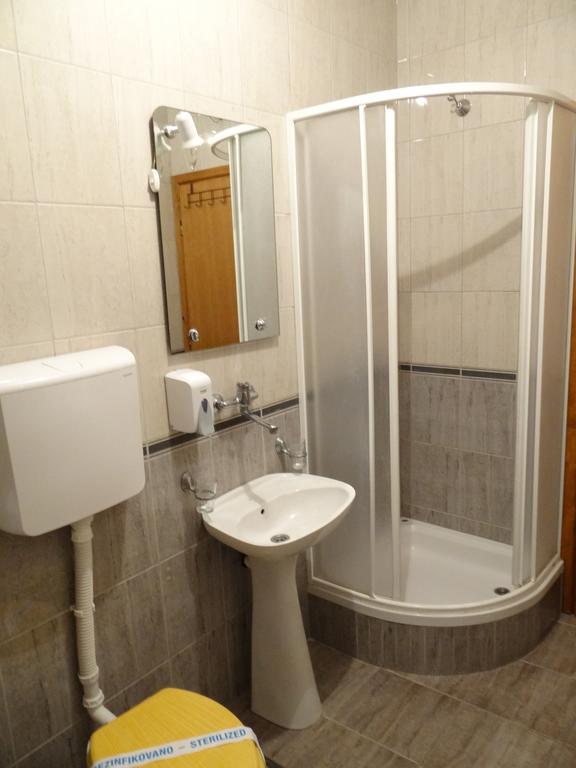 Nasa Tvrdava Guest Accommodation Nowy Sad Zewnętrze zdjęcie